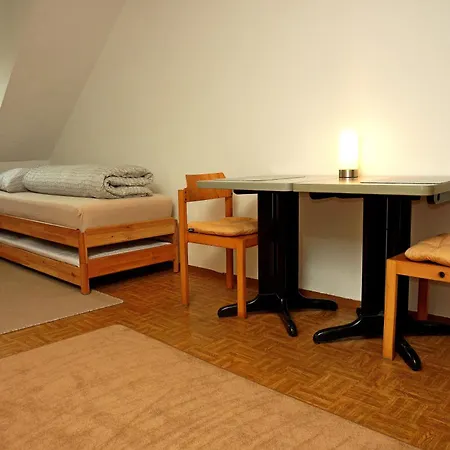 דירה Ganze In Karlsruhe, 2 Schlafzimmer, 3 Betten, Kueche, Bad, Altbau, Stadtmitte קרלסרוהה